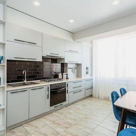 Rich Bunny Apartment Chisinau Exterior photo